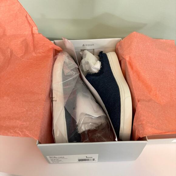 Sole Society Women's Belynda Blue Denim Slip In Slide On Mules Size 9.5M NIB - Picture 3 of 10